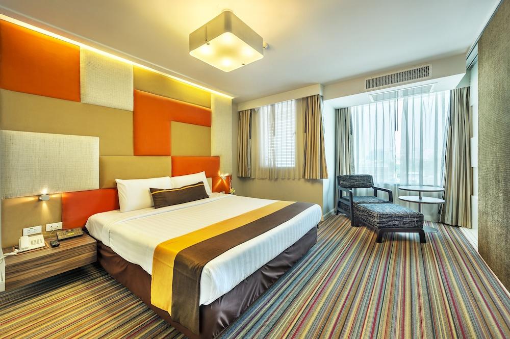 Thamrongin Hotel Bangkok Exterior photo